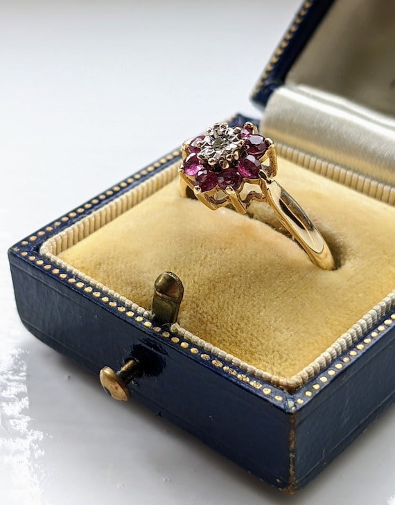 9K Gold, Ruby and Diamond Vintage Ring - image 4