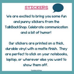 K&ouml;nnte beinhalten: Eine blaue und wei&szlig;e Grafik mit dem Text "STICKERS" in Pink. Der Text lautet: "Wir freuen uns, Ihnen lustige und witzige Sticker aus dem TalkBackShop zu pr&auml;sentieren. Feiern Sie Kommunikation und ein bisschen Humor! Unsere Sticker sind auf dickem, strapazierf&auml;higem Vinyl mit matter Oberfl&auml;che gedruckt. Sie eignen sich perfekt zum Aufkleben auf Notizb&uuml;cher, Laptops oder &uuml;berall, wo Sie sie zeigen m&ouml;chten. TalkBackShop."