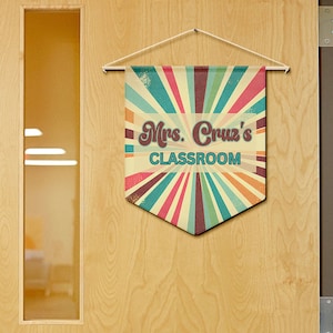 School Room Sign for Teacher Back to School Gift for Teacher Door Hangar for Teacher Appreciation Gift for School Name Sign Classroom Decor