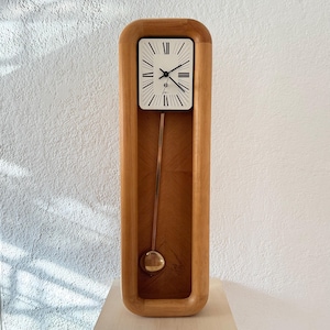 Vintage MCM Howard Miller Clock / Bohemian / Earthtone