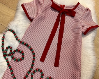 Red Houndstooth Holiday Dress: Classy Girls Thanksgiving Outfit
