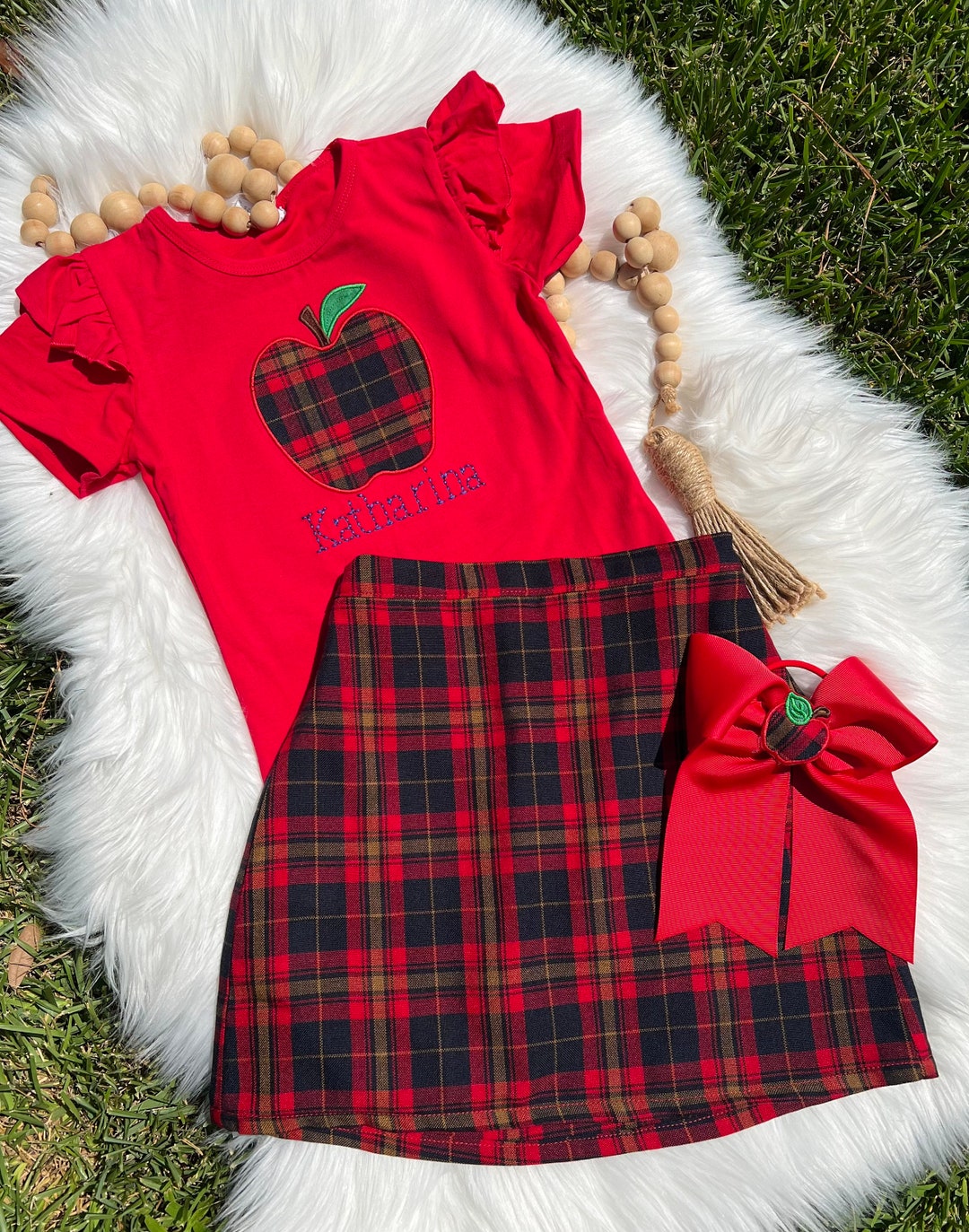 back-to-school-custom-outfit-personalized-skirt-with-apple-b2s-outfit
