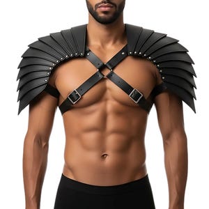 メンズ ブラックレザー スポールダーズ | グラディエーターアーマー、コスプレハーネス