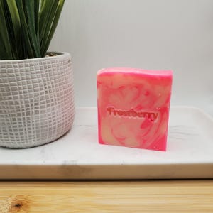 Pink Dragonfruit