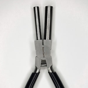 BeadSmith Bail Pliers for making bails for jewelry and crafting