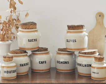 Lot de 8 pots vintage en grès émaillé avec couvercles en liège