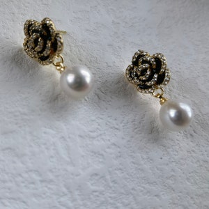 Natural color Akoya pearl,Rare Colour, pearl ear studs, , Shiny Teardrop，Sterling silver,Gift for her