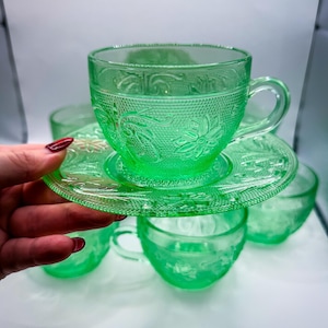 Green Tiara Chantilly Uranium Glass - Etsy