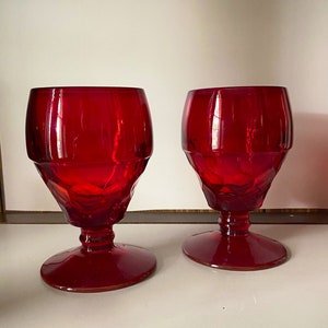 Vintage Anchor Hocking Georgian Ruby Footed Wine Goblet - Set of 2