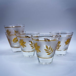 Copos de shot vintage Libbey Gold Leaf fosco MCM, conjunto de cinco