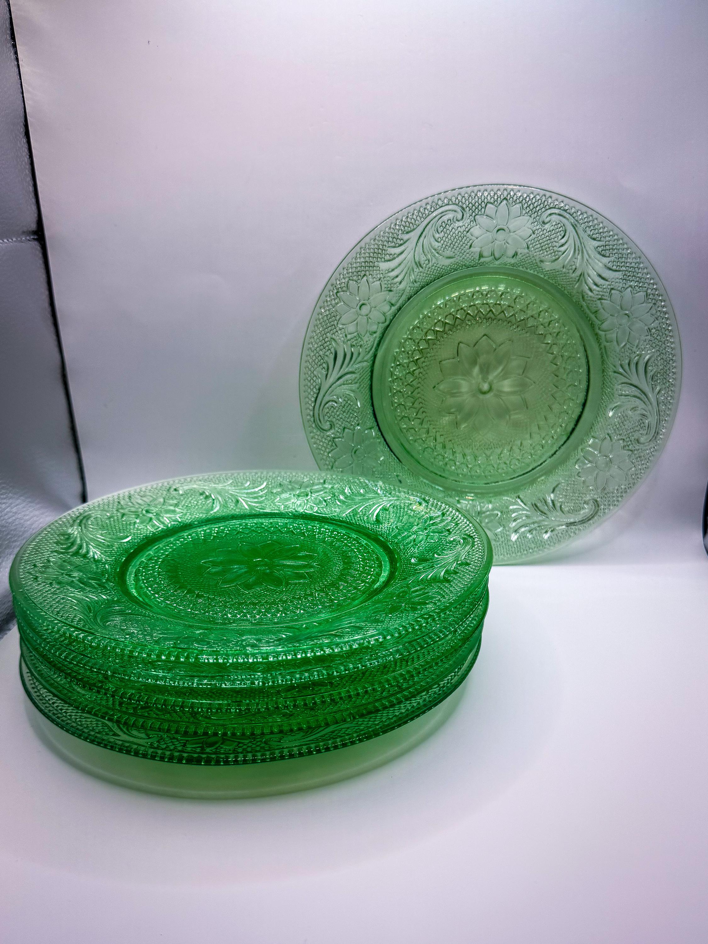 Tiara chantilly glass plates - Etsy 日本