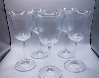 Vintage Floral Etched Wine Stem Glass Set of 5