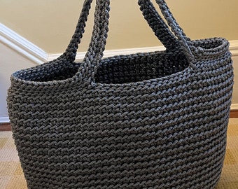 gehäkelte Tasche, handgemacht, große Tasche