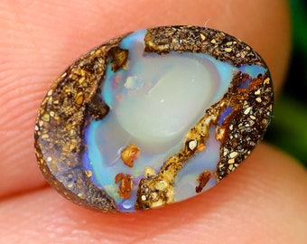 Opale naturale Boulder da 1,88 ct, inclusioni di fossili di legno, Queensland, Australia