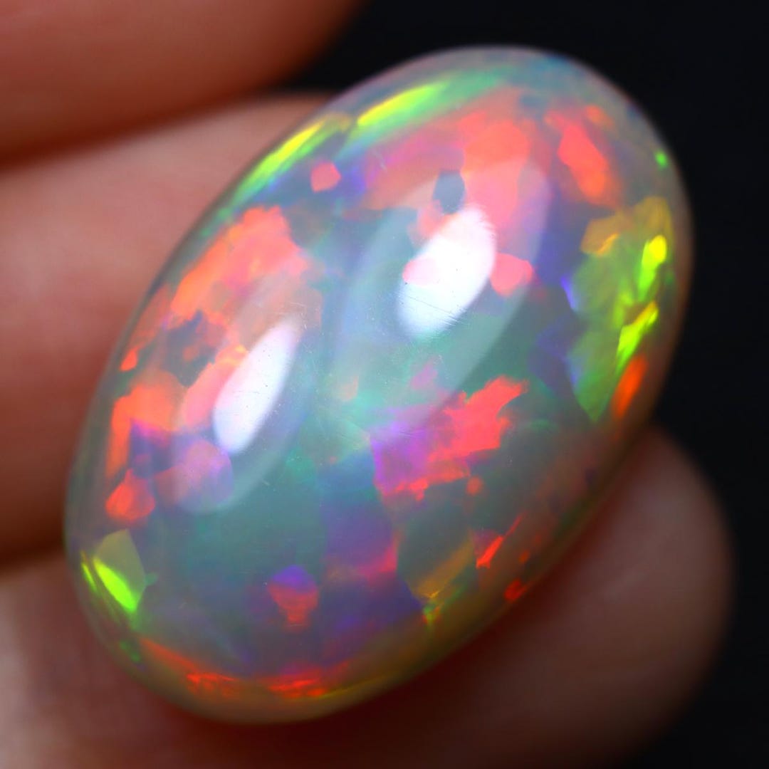 18.73cts Ethiopian Opal, Rainbow Splash, Dark Chaff Pattern Gemstone - Etsy