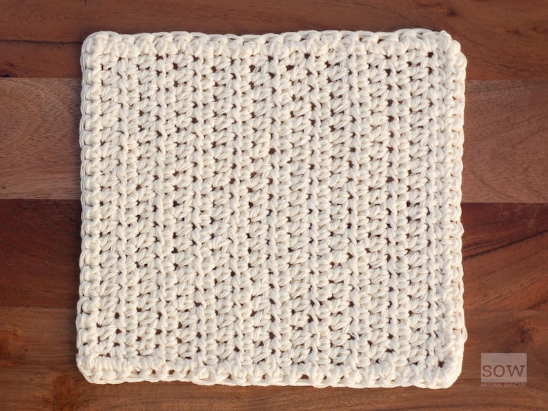 Toallita facial de algodón 100% hecha a mano / toalla facial tejida exfoliante de ganchillo natural y ecológica suave para el baño y la belleza, fabricada en EE. UU. Ivory Dream