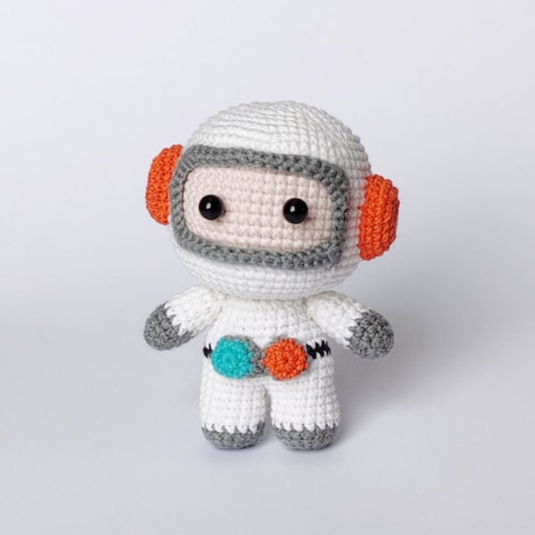 Astronaut Mini Crochet Pattern , Amigurumi Mini Space Crochet PDF Ebook , Beginners Nursery Crochet Kids Toy Pattern