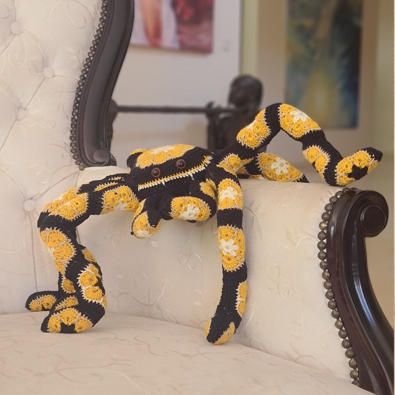 African Flower Spider Crochet Pattern Amigurumi Tarantula Etsy