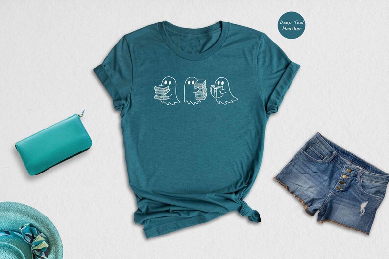 Reading Ghosts Halloween Shirt: Cute Book Lover Spooky Tee immagine 5