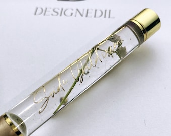 Bolígrafo con relleno de gypsophila y resina epoxi en oro, plata, blanco y oro rosa, incluye cordón de terciopelo