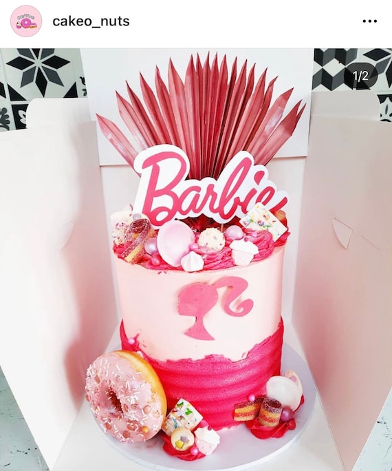 Décoration de gâteau Barbie