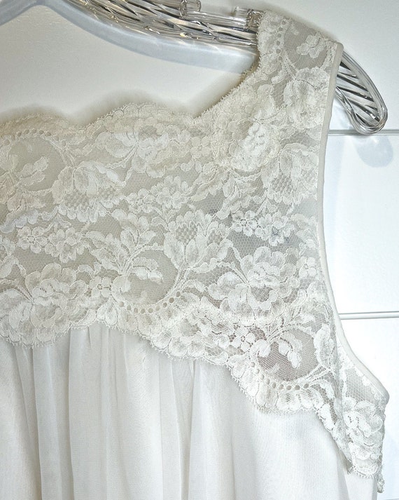 Vintage White Lace and Tulle Layered Lingerie - image 1