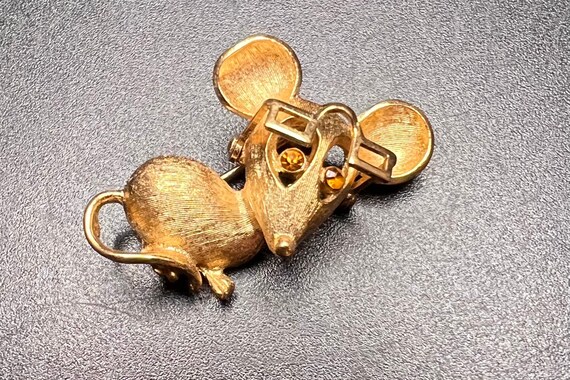 Vintage Avon Spectacular Mouse Pin/Brooch - image 2
