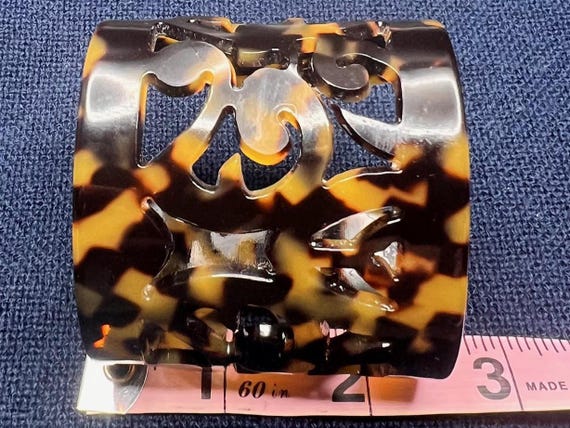 Vintage Acrylic Tortoise Shell Cuff Bracelet - image 4