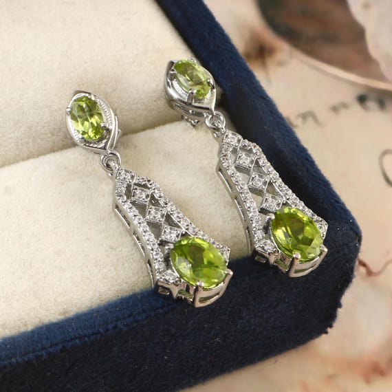 Valentino - Escarpins à bout pointu en cuir verni jaune avec