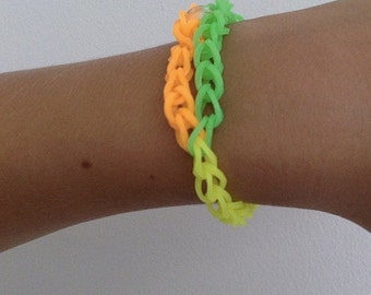 RUBBER BAND BRACELET