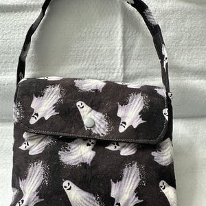 Spooky Ghost Handbag – Small Halloween bag with Snap Closure | Cute Haunted Purse with Strap