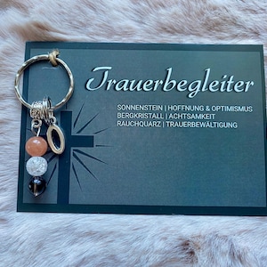 Handgemachter Trauerbegleiter Schlüsselanhänger, Erinnerungsgeschenk, Kleiner Trostspender, Mit Karte und Anhänger, Beileidsgeschenk