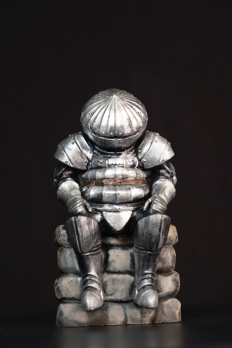 Dark Souls figure, Onion knight Statue, Siegmeyer of Catarina figure, Handmade Painting, Video Games Gift, collectible statue, Great Quality image 8
