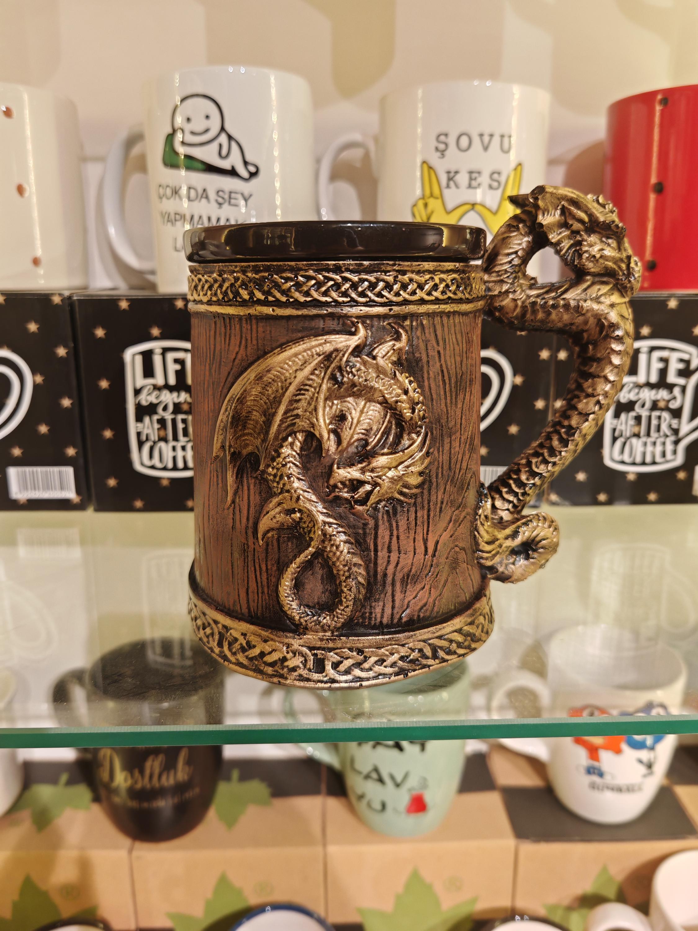 木製樽デザインのドラゴンマグ – ゴールドドラゴンハンドル
