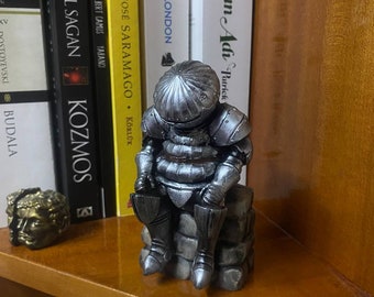 ダークソウルのフィギュア、オニオンナイトの像、カタリナのジーク