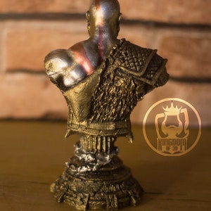 STATUE God of War Kratos, cadeau jeu vidéo, buste de Kratos, figurine, collier métallique, objet de collection, 7 pouces, impression 3D, sculpture image 5