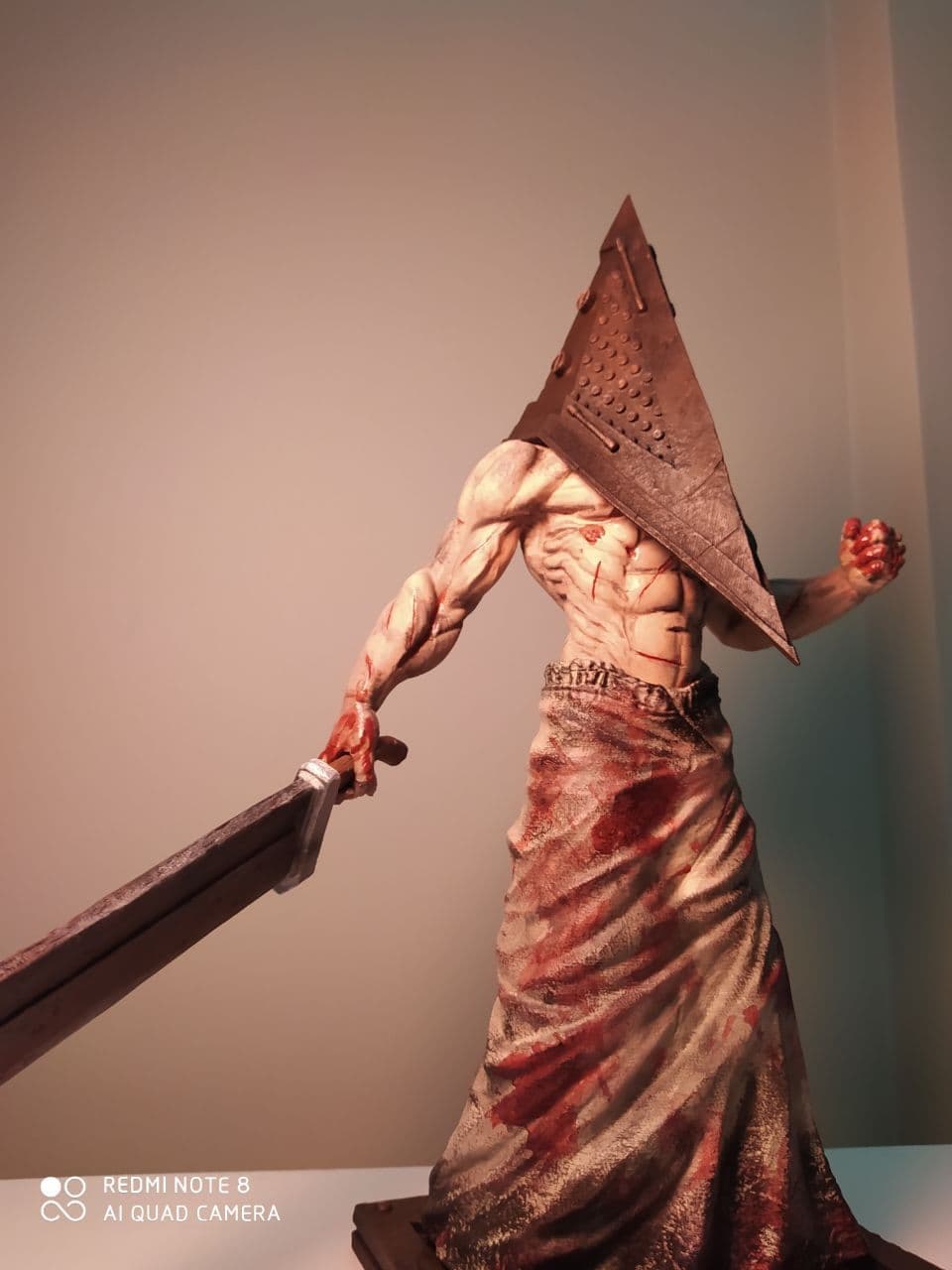 IMPRESIONES 3dMAX on Instagram: Figura de Pyramid Head de la película  Silent Hill a pedido en 25 cm de altura. Excelentes detalles y realismo.  Pedí la figura que quieras ! #pyramidhead #silenthill #