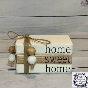 Pila di libri in legno stile fattoria/Home Sweet Home/fascio di libri/decorazione con vassoio a più livelli/decorazione per la casa