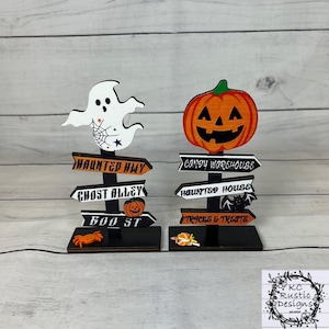 Halloween wood sign/Halloween decor/ tiered tray decor/October 31/holiday tier tray decor/wood sign/ Halloween tier tray/mantle decor