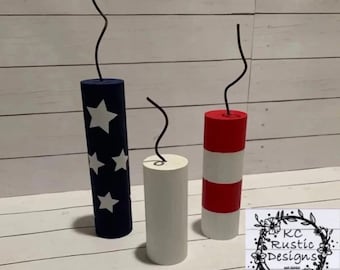 Round Wooden firecrackers/ tiered tray decor/ wooden fireworks/ patriotic decor/ 4th of July decor/ mantle decor/ buffet decor