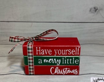 Mini pila di libri di legno natalizi/ Trascorri un allegro Natale/ libri di legno/ decorazioni per vassoi a più livelli/ vassoi a più livelli per le feste/ decorazioni natalizie/