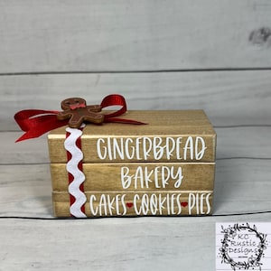 Piernikowy mini stosik książek z drewna/dekoracja świąteczna/zestaw książek/dekoracja tacy piętrowej/piernikowy ludzik/piernikowe ciasto ciasteczka/dekoracja kominka