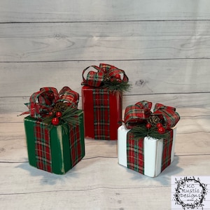 Wooden Christmas presents/Christmas decorations/faux Christmas presents/mantle decor/buffet decor/tree decor/ wood Christmas gifts
