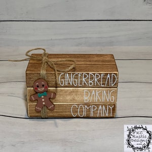 Gingerbread mini wood book stack/ Christmas decor/ book bundle/ tiered tray decor/ gingerbread man/ farmhouse/ wood books