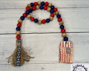 Patriotic wood beaded garland/4th of July tier tray/ 4th of July garland/ patriotic garland/mantle decor/ buffet decor/ farmhouse/rustic