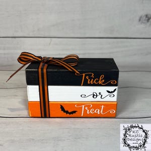 Halloween mini wood book stack/Halloween decor/ tiered tray decor/ trick or treat/ wood books/book bundle/Halloween tier tray/home decor
