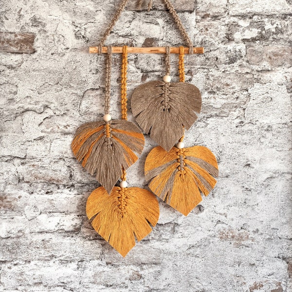 Makramee Blätter als kleiner Wandbehang mit Holzperlen, Wohnaccessoires, Geschenkidee