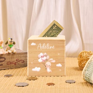 Personalisiertes Sparschwein aus Holz, Sparschwein mit Namen, Kinderzimmer Dekor, Münze Sparschwein, Kinder Geschenke aus Holz, Sparschwein für kleine Mädchen