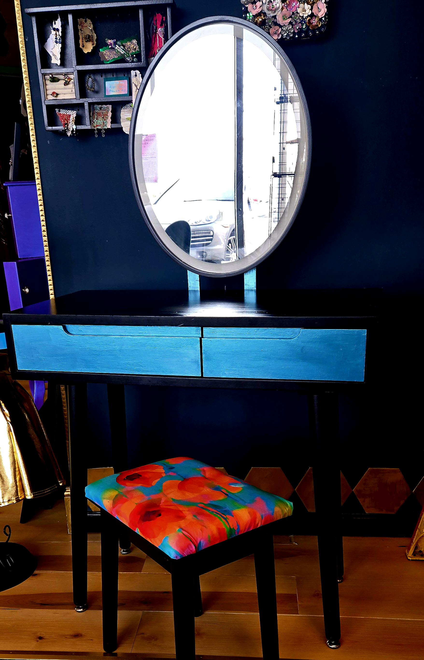 Black Makeup Vanity With Lighted Mirror - Etsy