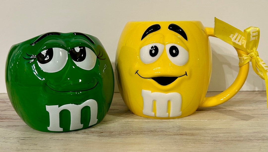 Vintage Selection of M&ms Candy 3D Green and Yellow Ceramic Coffee Tea ...